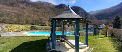 Piscine extérieure, piscine chauffée