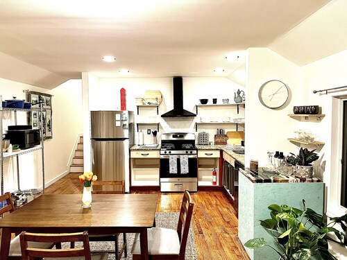 Modern and newly renovated space close to Manhattan and Long Island. 