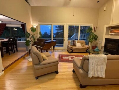 Family Retreat near South Bay and Santa Cruz Beach