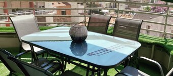 Modern Apartment in the center close to the sea