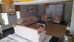 Smart-TV, Stereoanlage