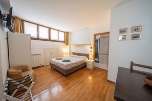 1 bedroom, in-room safe, iron/ironing board, travel crib