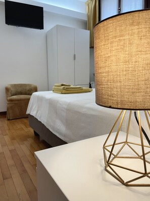 1 bedroom, iron/ironing board, travel cot, free WiFi