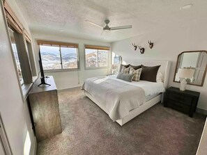 3 bedrooms, desk, iron/ironing board, travel cot