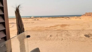 Gambar tidak terklasifikasi, 2 dari 34, tombol