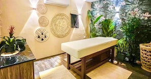 Căn hộ | Phòng tắm | Buồng tắm vòi sen, khăn tắm 