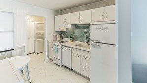 Studio, 1 King Bed, Hot Tub | Private kitchen - Seabreeze Suites Unit C (Panama City Beach)