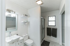 Studio, 1 King Bed, Hot Tub | Bathroom - Seabreeze Suites Unit C (Panama City Beach)