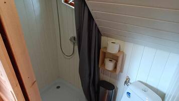 Shower, towels, soap, shampoo