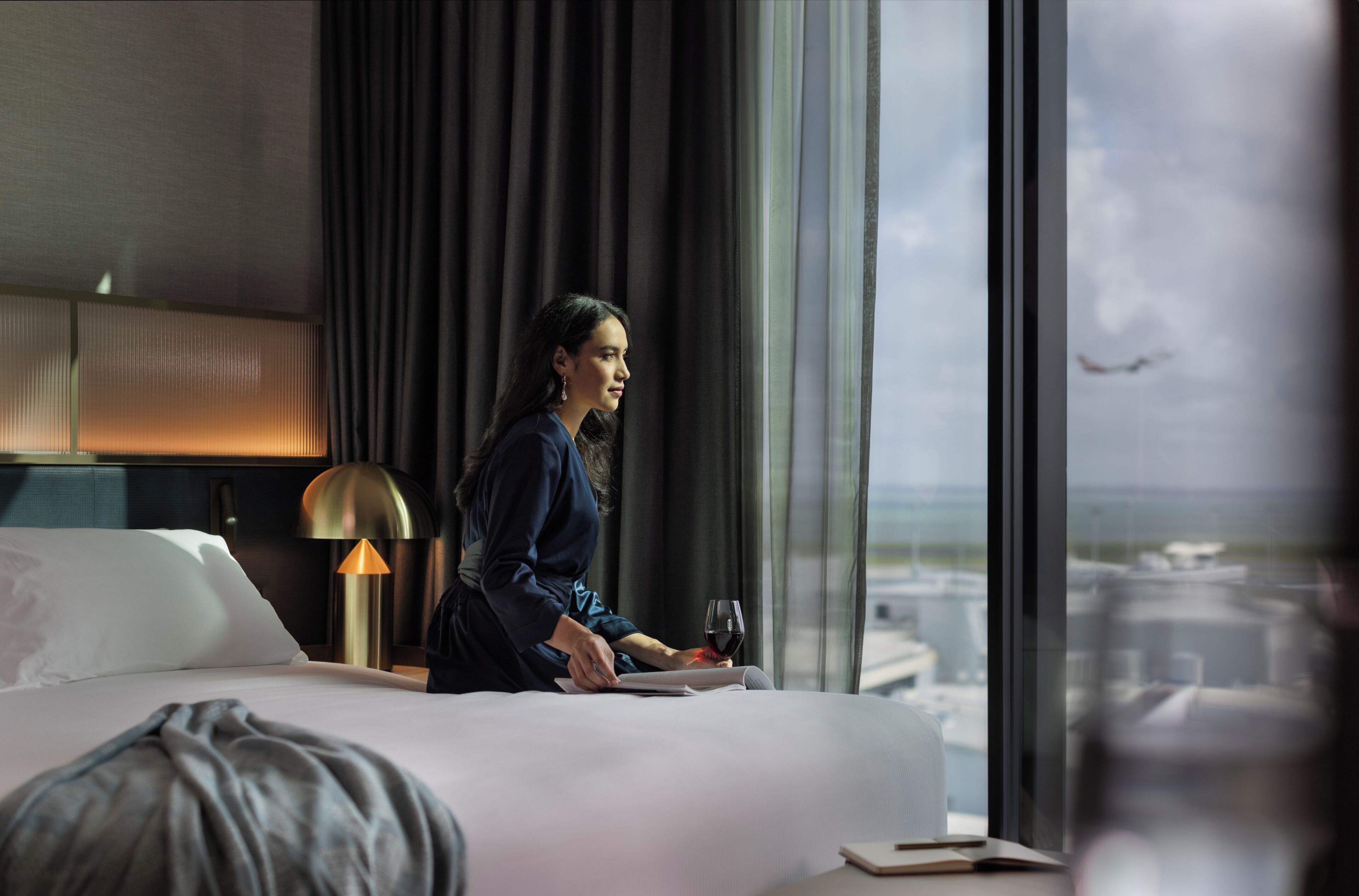 Executive Suite, 1 King Bed | Premium bedding, minibar, in-room safe, individually decorated