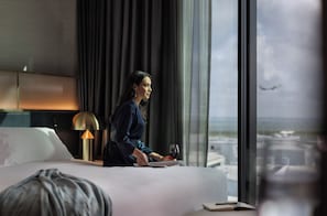 Executive Suite, 1 King Bed | View from room