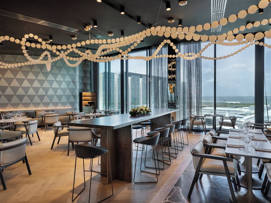 Breakfast, lunch, dinner served; local and international cuisine