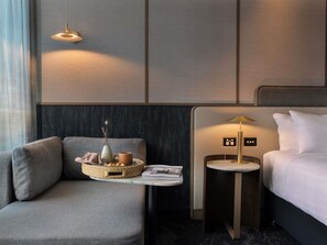 Premium bedding, minibar, in-room safe, individually decorated - Pullman Auckland Airport (Auckland)