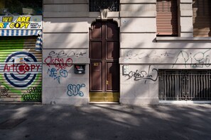 Majoituspaikan sisäänkäynti