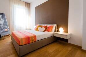 1 غرفة نوم وبديكورات فريدة لكل غرفة وطراز فريد لكل وحدة