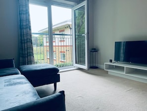Apartment, 2 Queen-Betten | Wohnbereich