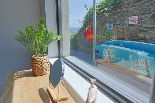 Paddle boarding & spectacular views - Flow Lagoon