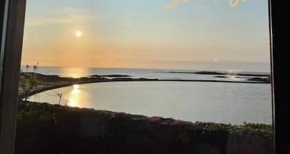 Paddle boarding & spectacular views - Flow Lagoon