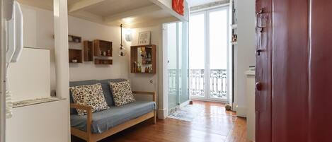 Monolocale, fumatori