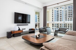 Living area - Palm Jumeirah Marina Residence 3 Bedroom (Dubai)