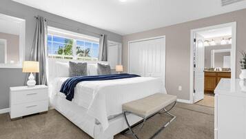 4 bedrooms, iron/ironing board, WiFi, bed sheets