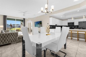 Dining - 3 Bedrooms/ 2 Bathrooms/ Storey Lake (3111-101PC) (Kissimmee)