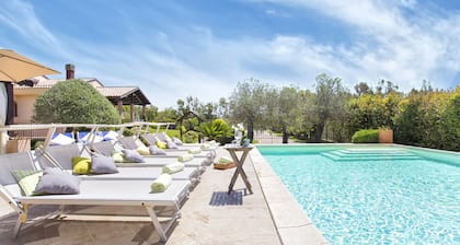 Your vacation surrounded by greenery at Villa Irde (6 rooms 6 bathrooms)