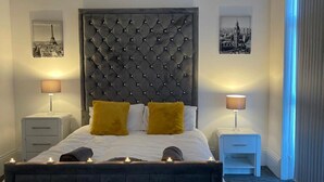 1 bedroom, WiFi (free), bed sheets - 1 Bed Flat - Sleeps 2 - Parking - Wifi (Bradford)