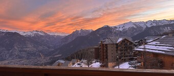 Risoul Duplex 48 m2 6/8 Couchages Résidence au Pied des Pistes, Piscine, Sauna