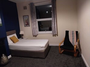 House, Multiple Beds | 2 bedrooms, iron/ironing board, free WiFi, bed sheets