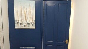 House, Multiple Beds | Interior - Charming 2BR House Close 2 Leeds City Centre Wi-fi (Leeds)