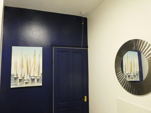 Charming 2BR House Close 2 Leeds City Centre Wi-fi