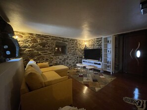 Televisor intel·ligent i llar de foc