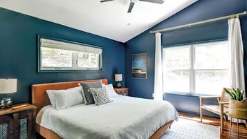 4 bedrooms, iron/ironing board, travel cot, free WiFi