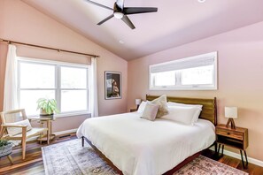 4 Schlafzimmer, Bügeleisen/Bügelbrett, Reisekinderbett, kostenloses WLAN
