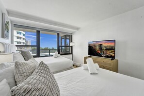 2 bedrooms, iron/ironing board, travel crib, free WiFi