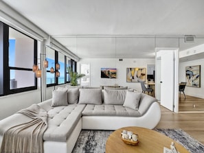 Smart-TV, Tischtennisplatte