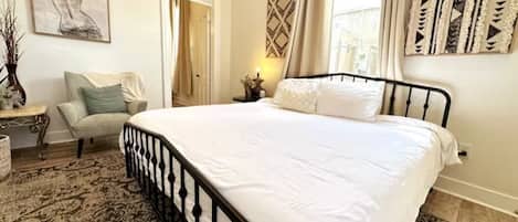 3 bedrooms, iron/ironing board, travel crib, free WiFi
