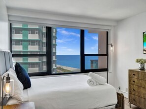 2 室のベッドルーム、アイロン / アイロン台、旅行用ベビーベッド、WiFi (無料)