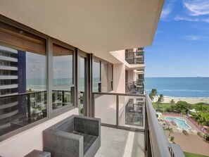 Property grounds - Perfect Ocean View Condo / Beach Service/ 1109 (Miami Beach)