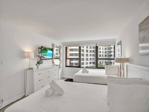 3 間睡房、熨斗/熨衫板、可攜式嬰兒床、免費 Wi-Fi