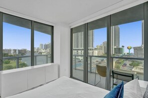 4 bedrooms, desk, iron/ironing board, travel cot