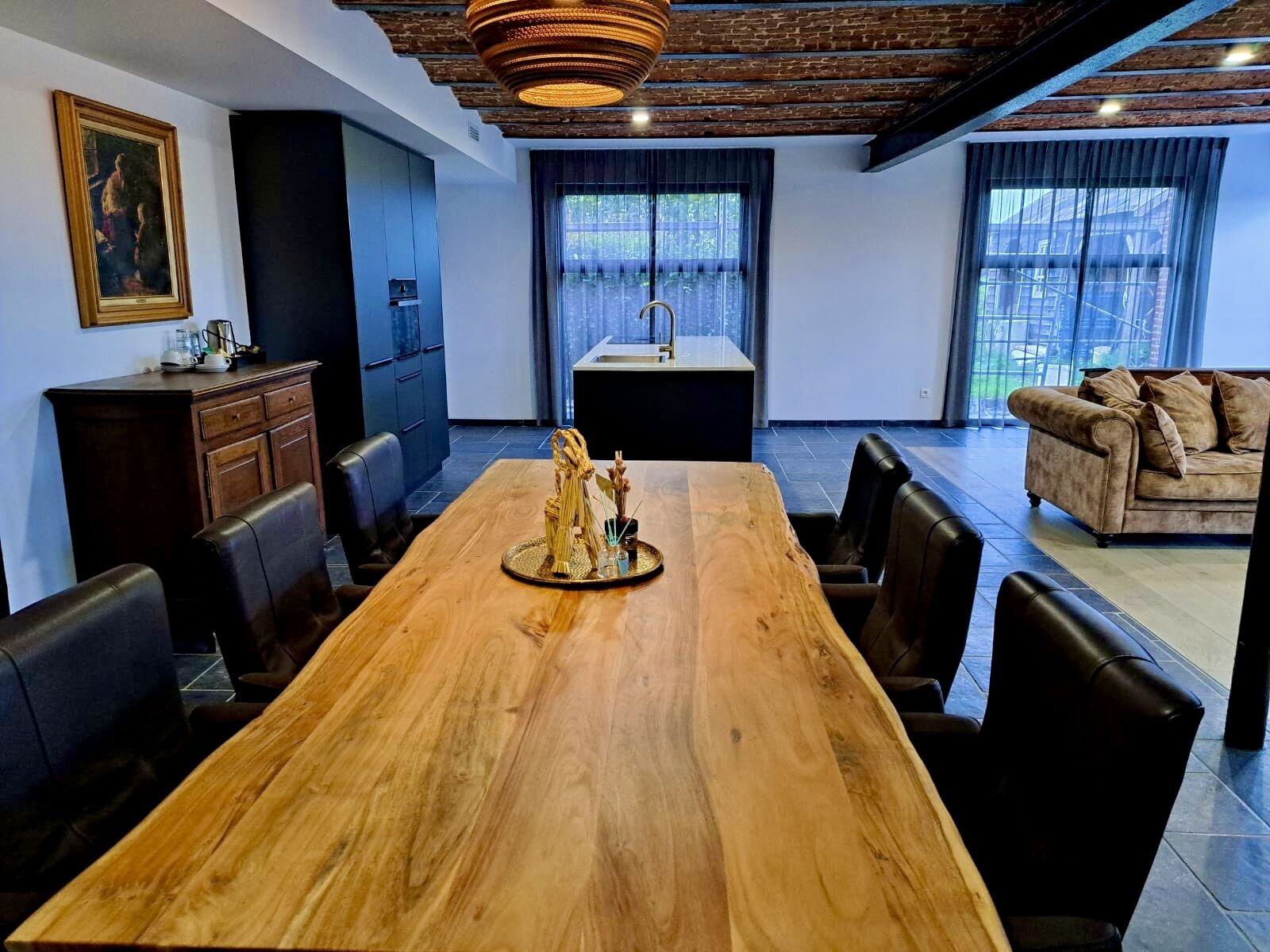 Deluxe kamer, 2 slaapkamers, keuken, uitzicht op tuin | Privékeuken | Een koelkast, een waterkoker