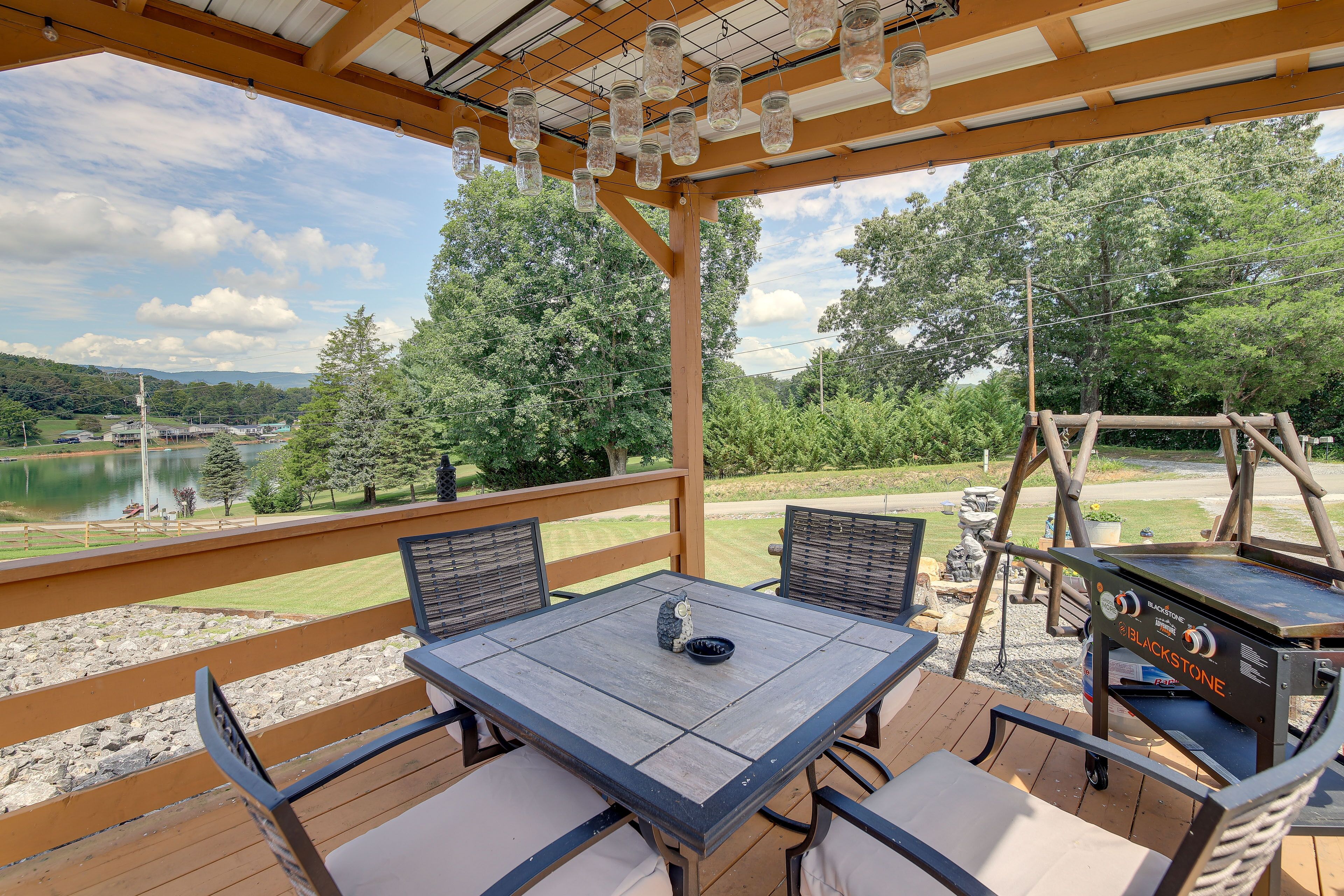 Rustic Bean Station Studio w/ Deck & Water Views!