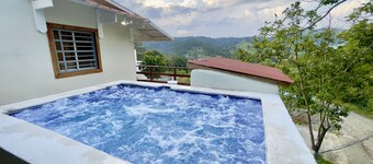 Villa Rodriguez Jarabacoa La Vega 3bedroom Hot Jacuzzi
