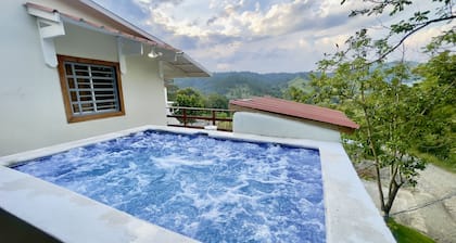 Villa Rodriguez Jarabacoa La Vega 3bedroom Hot Jacuzzi