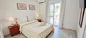 2 bedrooms, free WiFi, bed sheets - AP390 Huertos de Nerja (Nerja)