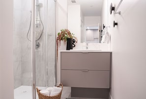 Condo | Bathroom | Hair dryer, towels, soap, toilet paper