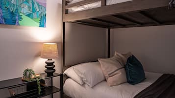 Leilighet | 2 soverom, skrivebord for bærbar PC og strykejern/-brett