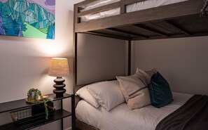 公寓客房 | 2 間臥室、筆電工作空間、熨斗/熨衣板、免費無線上網